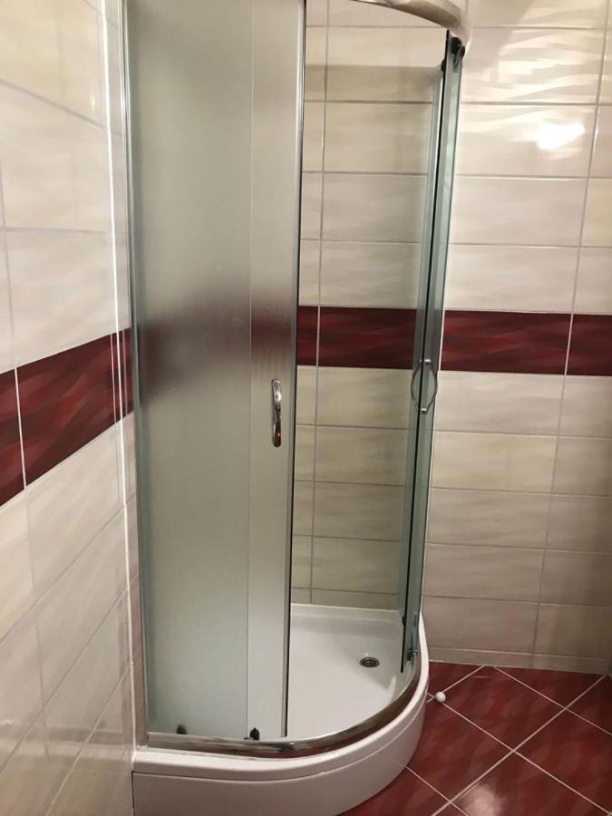 Sobe Zimmer Frei Pozega Luaran gambar