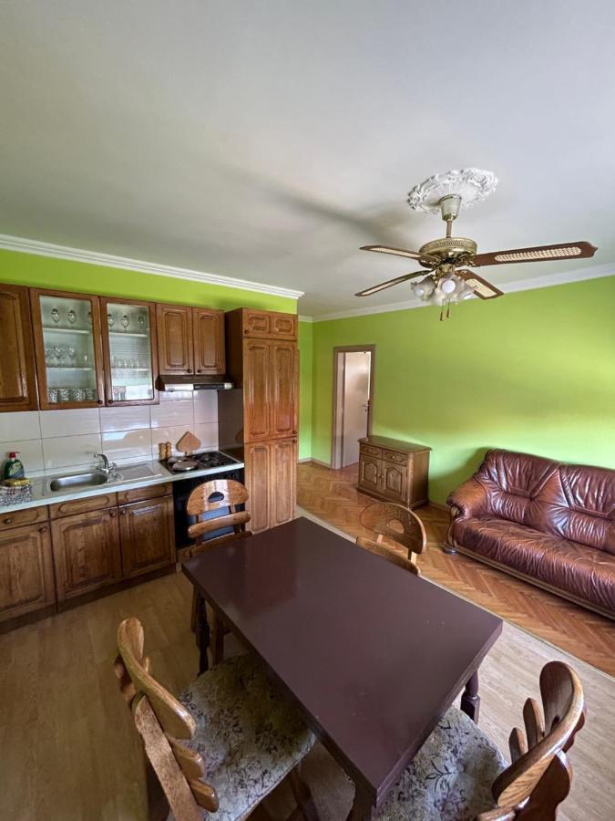 Sobe Zimmer Frei Pozega Luaran gambar